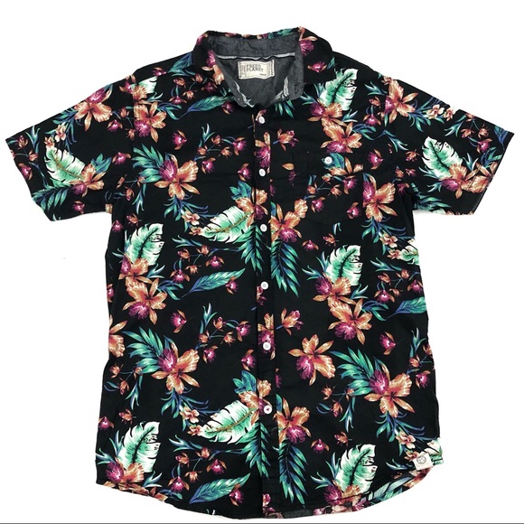 Free Planet Tops - Free planet floral Hawaiian button down top sz L.
